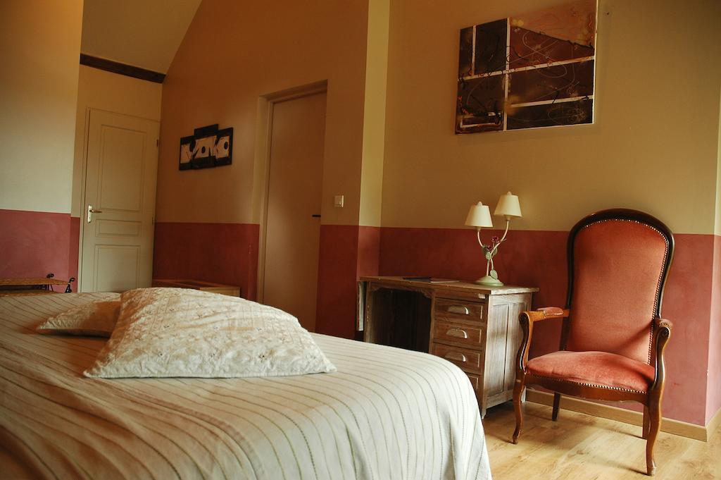 Les Pierres D'Aurele Chambres D'Hotes Saint-Georges-sur-Cher Værelse billede