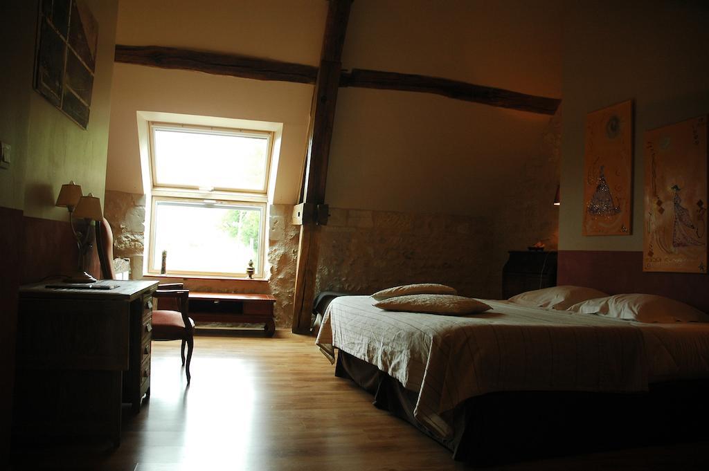 Les Pierres D'Aurele Chambres D'Hotes Saint-Georges-sur-Cher Værelse billede