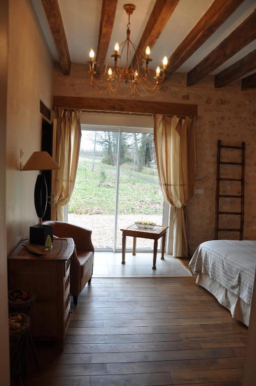 Les Pierres D'Aurele Chambres D'Hotes Saint-Georges-sur-Cher Værelse billede