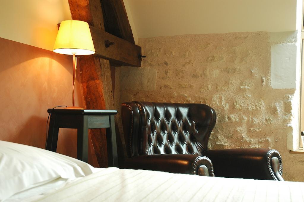 Les Pierres D'Aurele Chambres D'Hotes Saint-Georges-sur-Cher Værelse billede